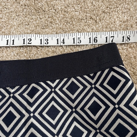 NEW Ann Taylor Diamond Print Jacquard Pencil Skirt Navy Blue Women’s Size 14 - Picture 8 of 10